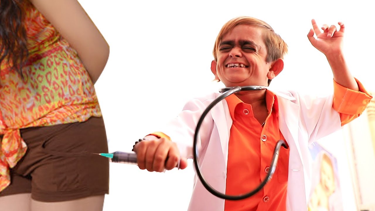छोटू डॉक्टर का खतरनाक इंजेक्शन | CHOTU DADA M.B.B.S |  | Khandesh Comedy Video 2018