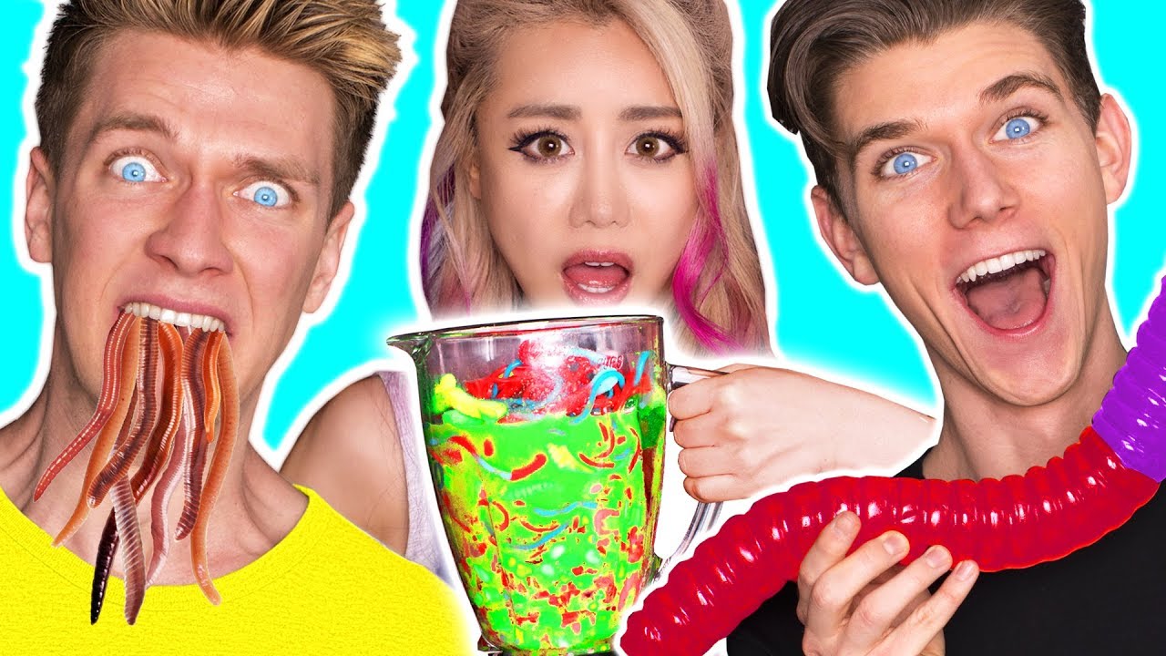 GUMMY FOOD VS REAL FOOD SMOOTHIE CHALLENGE! SOUREST Giant Worm Toxic Waste! Wengie & Collins Key