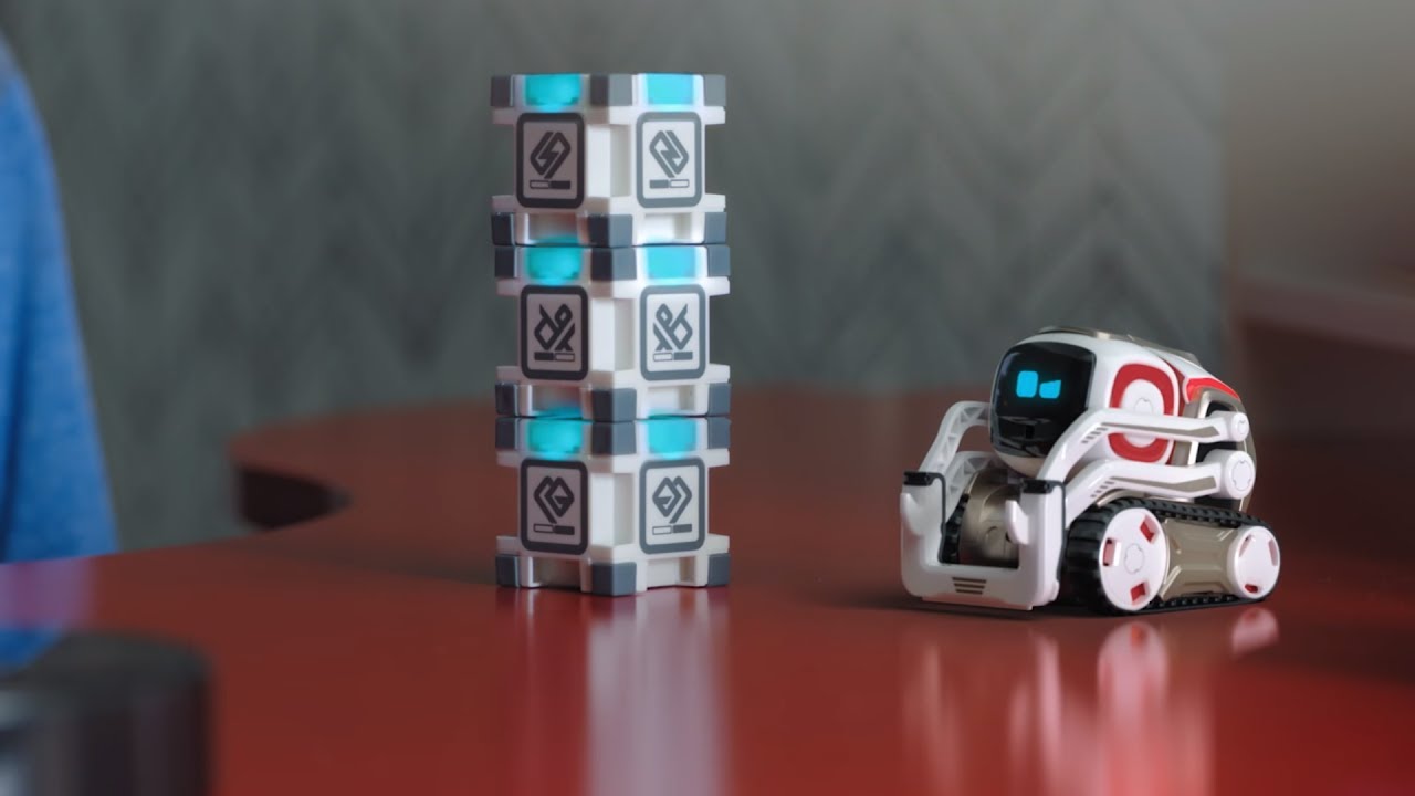 Anki Cozmo: Intelligent Robot Toy on Amazon