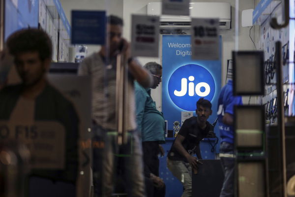 How Reliance Jio Platforms became India’s biggest telecom network – TechCrunch