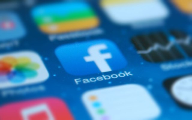 Facebook to verify the identities of some user profiles behind viral posts – TechCrunch
