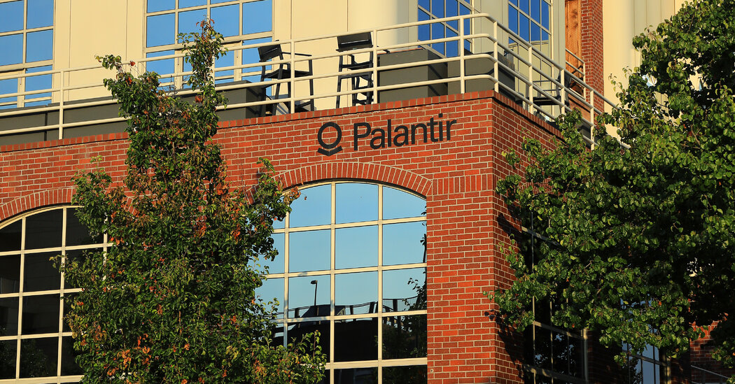 What’s a Palantir? The Tech Industry’s Next Big I.P.O.