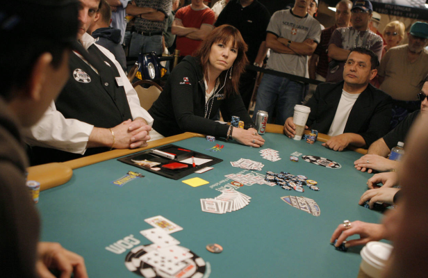 Author and former professional poker player Annie Duke on how conspiracy theories gain ground – TechCrunch