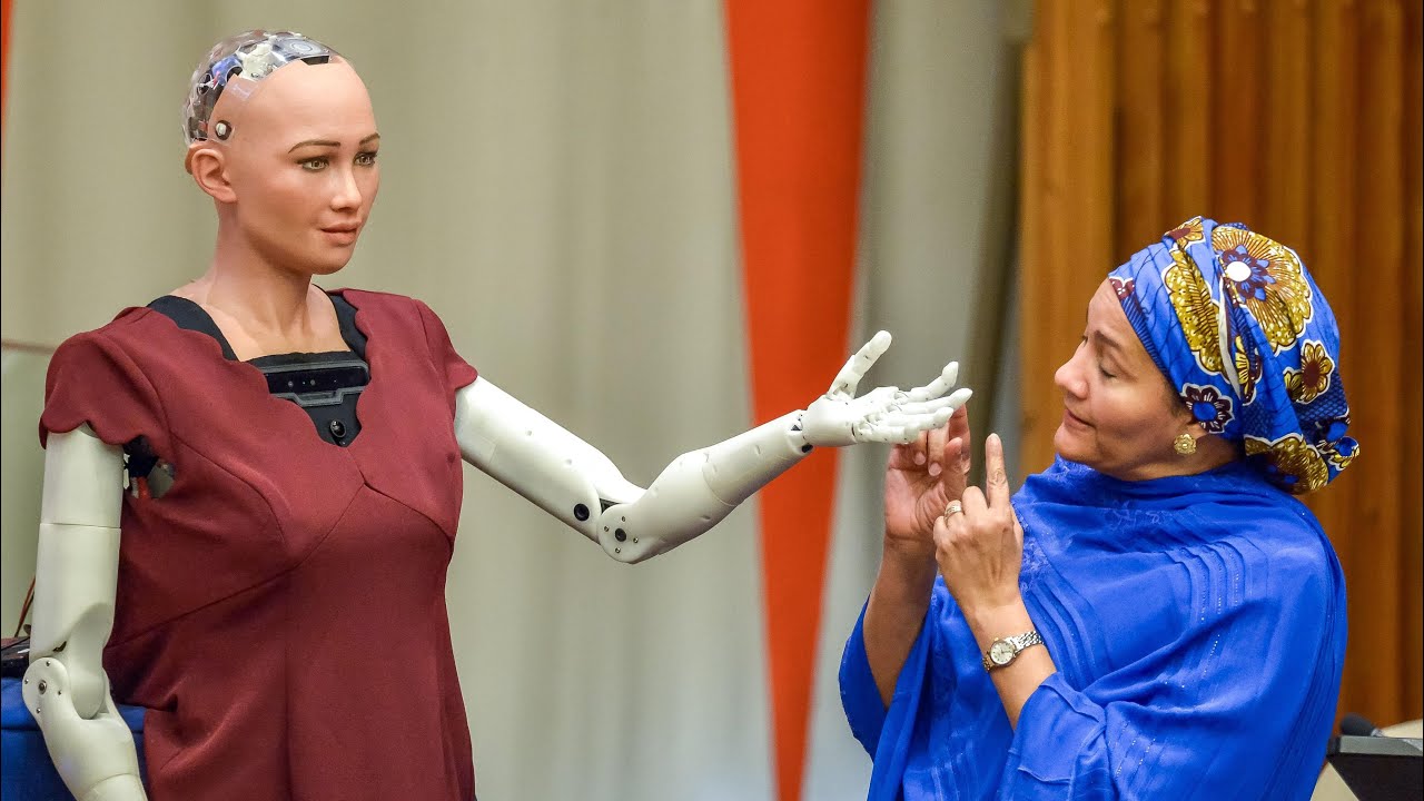 'Sophia' the robot tells UN: 'I am here to help humanity create the future'