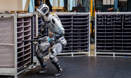 Pick, Carry, Place, Repeat | Inside the Lab with Atlas