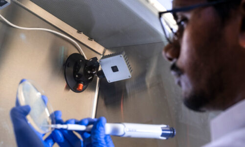 Some Scientists Have ‘Magic Hands’ in the Lab. This A.I. Is Learning Why.